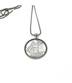 Sterling silver pendant  with a ship, code M_208